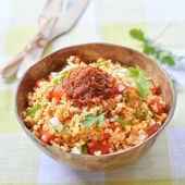 Bulgur tabouli with dried tomato spread